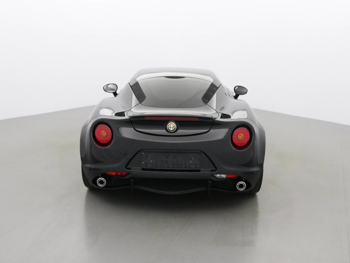 ALFA ROMEO 4C